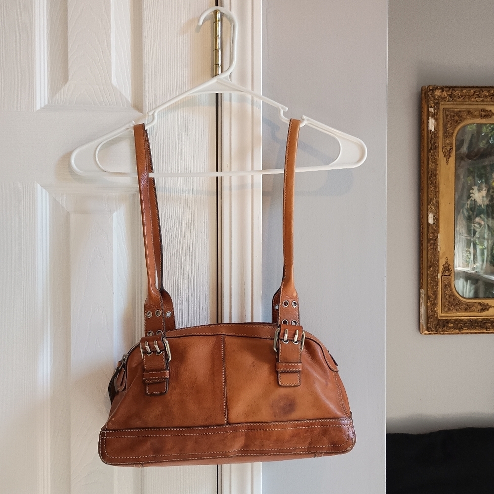 Fossil Medium Leather Shoulder Bag with Reversible Straps — Tan - Picture 4 of 14